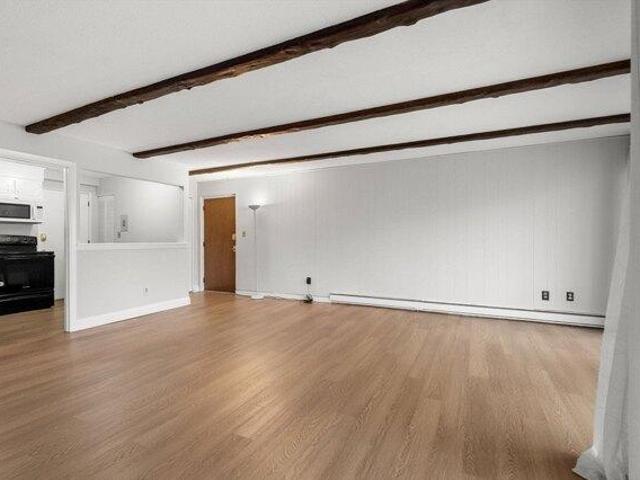 condo with 2 bedroom, Melrose MA ES104374080