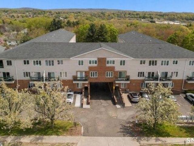 condo with 2 bedroom, Meriden CT ES104570084