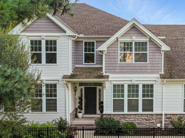 condo with 2 bedroom, Methuen MA ES105514552