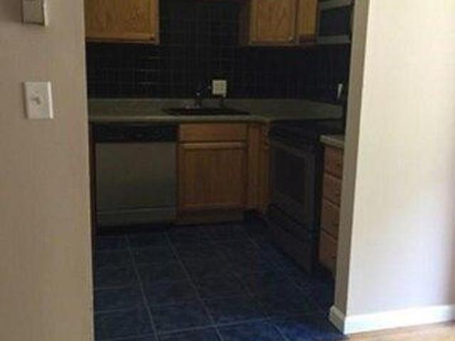 condo with 2 bedroom, Middletown CT ES105255338