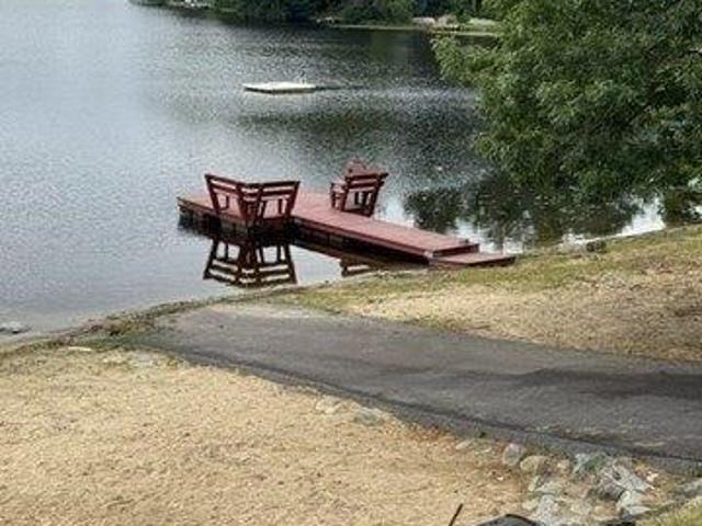 condo with 2 bedroom, Middleboro MA ES105384394
