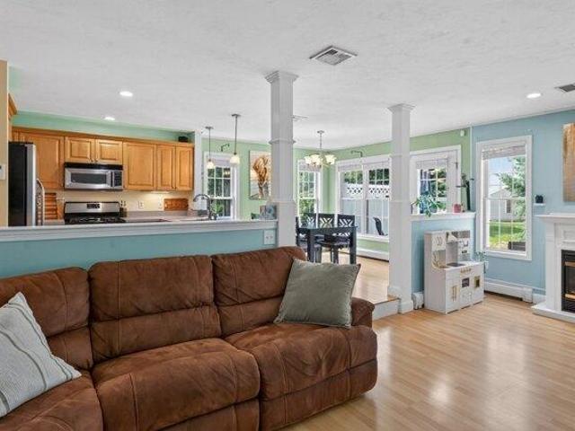condo with 2 bedroom, Middleboro MA ES105477240