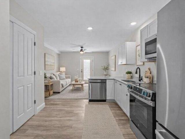 condo with 2 bedroom, Milton VT ES103929997
