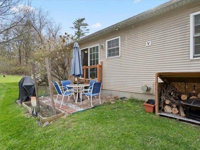 condo with 2 bedroom, Milton VT ES105418831