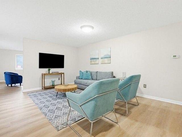 condo with 2 bedroom, Milford MA ES105330695