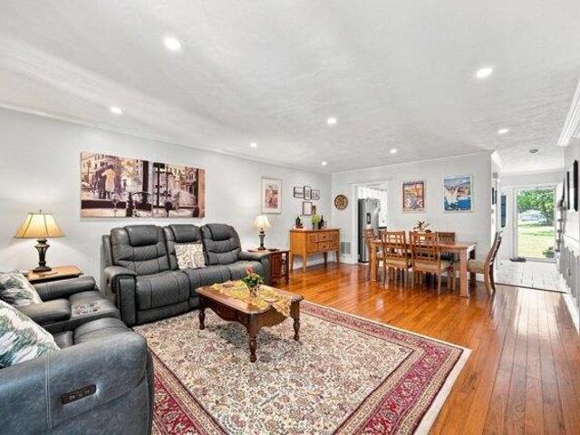 condo with 2 bedroom, Milford MA ES105417260