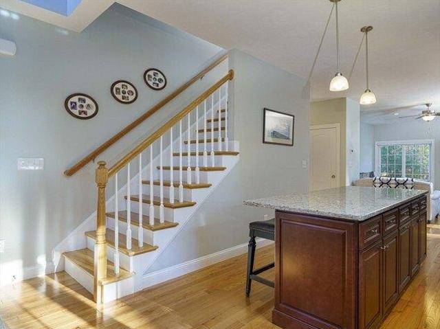 condo with 2 bedroom, Milford MA ES105557771