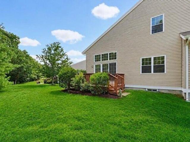 condo with 2 bedroom, Milford MA ES105662500