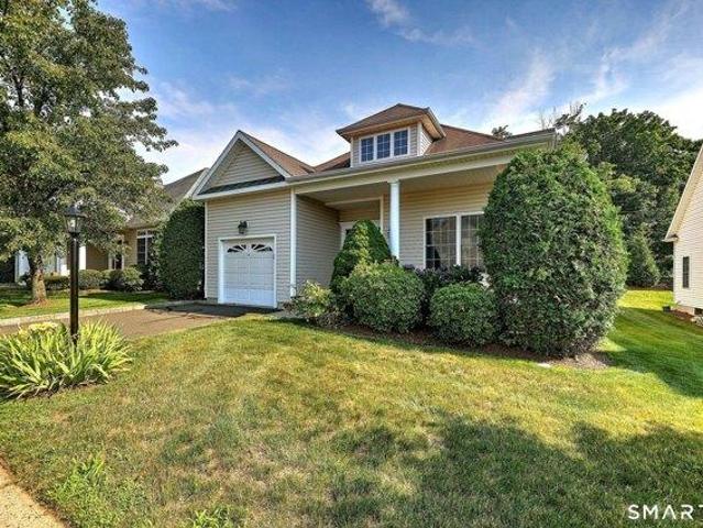 condo with 2 bedroom, Milford CT ES105416716