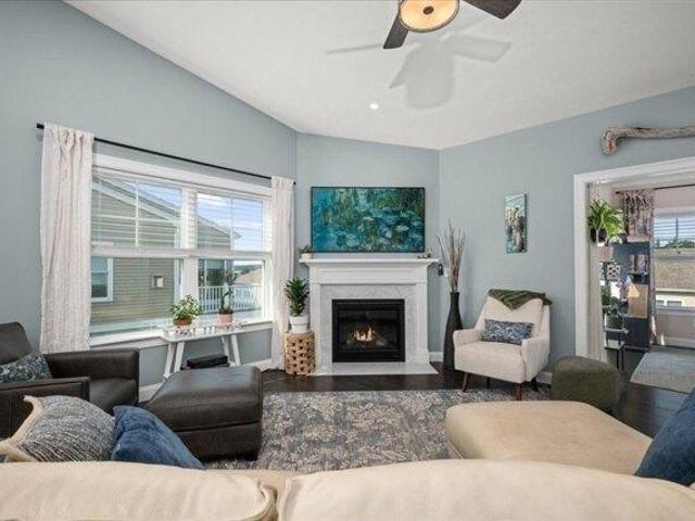condo with 2 bedroom, Millbury MA ES104477935