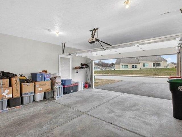 condo with 2 bedroom, Millbury MA ES104571327