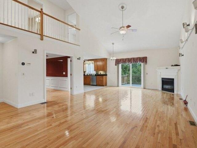 condo with 2 bedroom, Millbury MA ES105351545