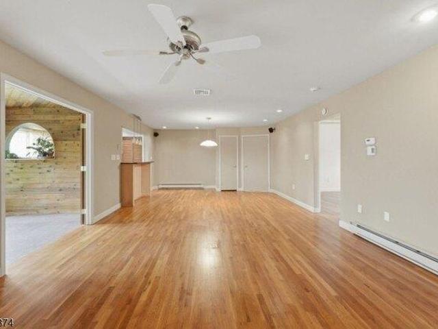 condo with 2 bedroom, Montague NJ ES105533524