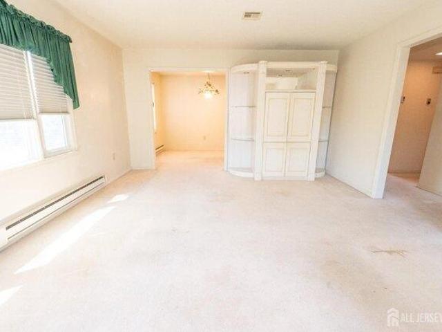 condo with 2 bedroom, Monroe NJ ES105275772