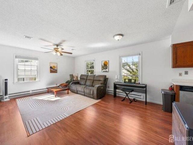 condo with 2 bedroom, Monroe NJ ES105279324