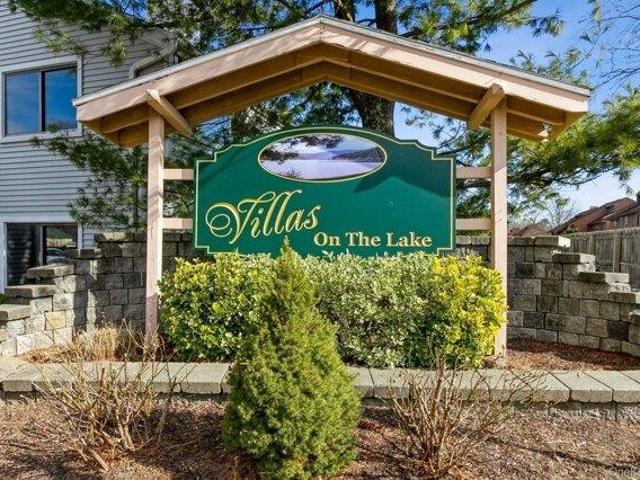 condo with 2 bedroom, Mohegan Lake NY ES105293461