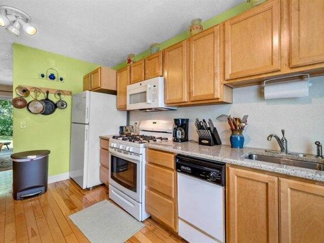 condo with 2 bedroom, Moretown VT ES105535434