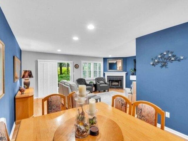 condo with 2 bedroom, Mount Arlington NJ ES105292268