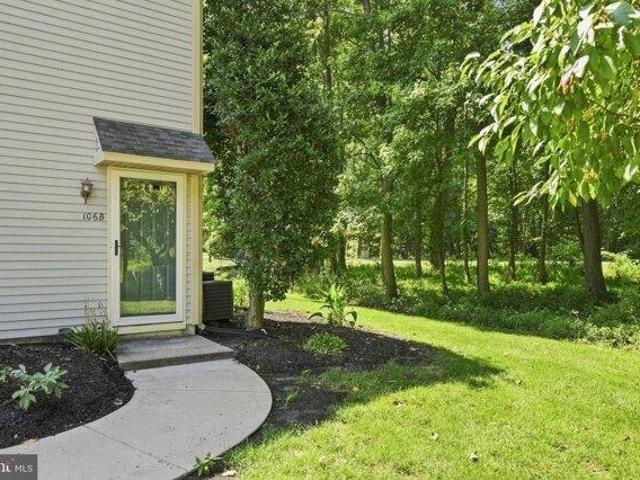 condo with 2 bedroom, Mount Laurel NJ ES105549503