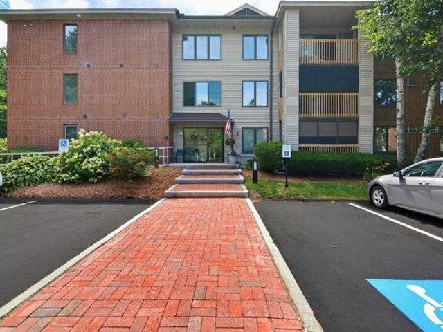 condo with 2 bedroom, Nashua NH ES104441951
