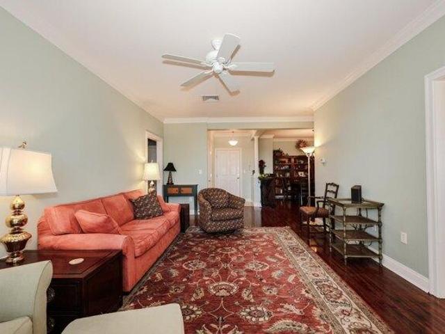 condo with 2 bedroom, Nashua NH ES105533545