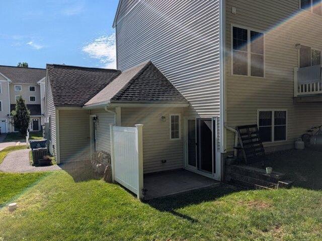 condo with 2 bedroom, Nashua NH ES106001049