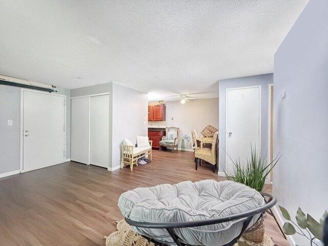 condo with 2 bedroom, Natick MA ES105414708