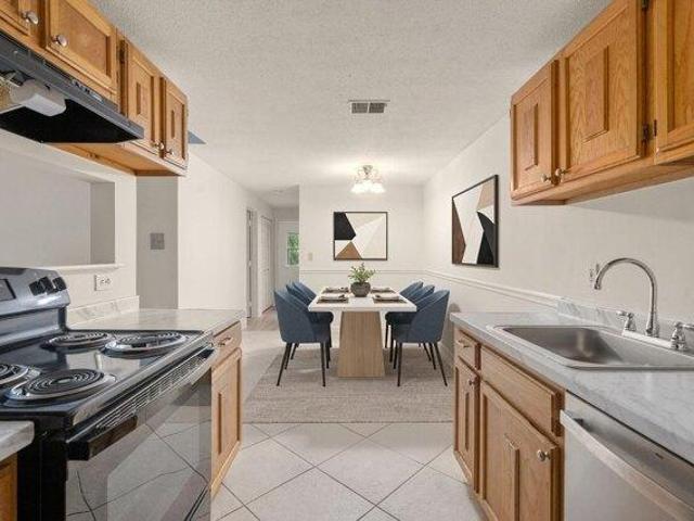 condo with 2 bedroom, Natick MA ES105418146