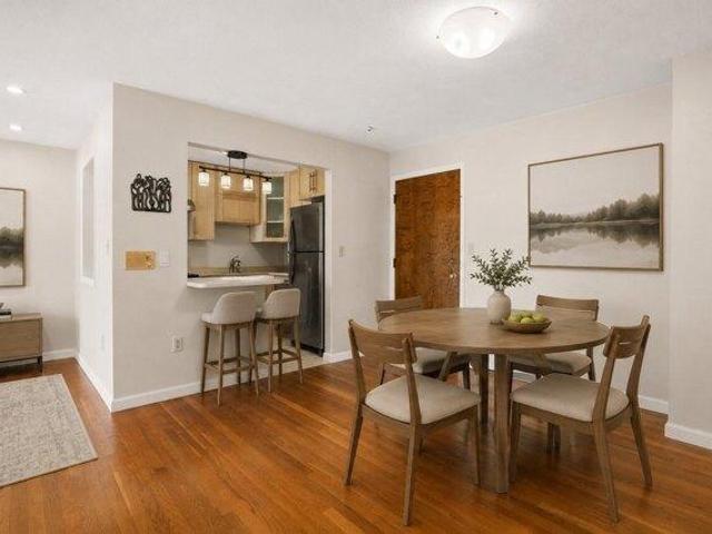 condo with 2 bedroom, Newton MA ES105418340