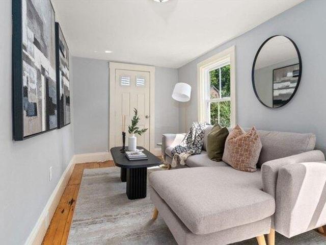 condo with 2 bedroom, Newton MA ES105352249