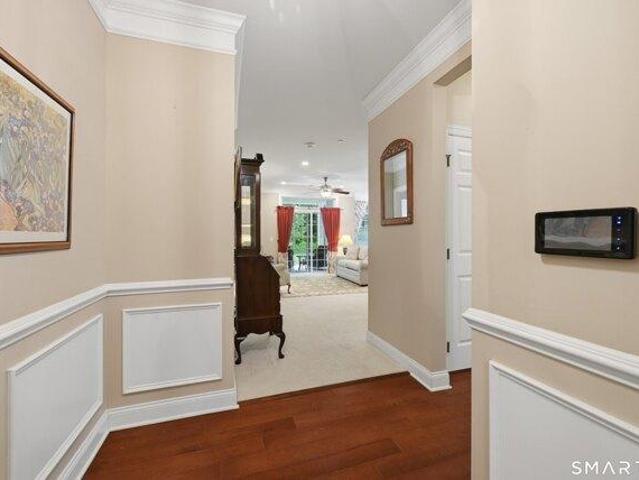 condo with 2 bedroom, Newtown CT ES105476800