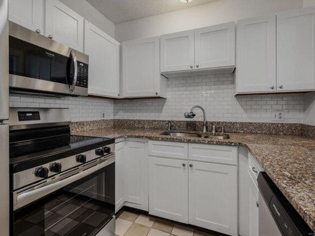 condo with 2 bedroom, New London CT ES104921156