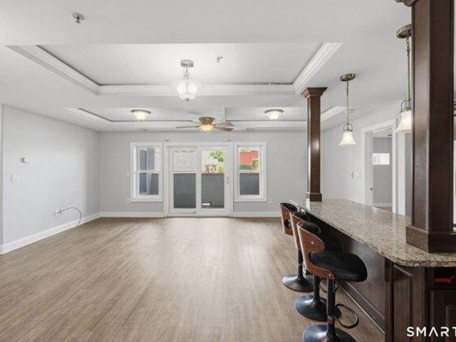 condo with 2 bedroom, New London CT ES105497154
