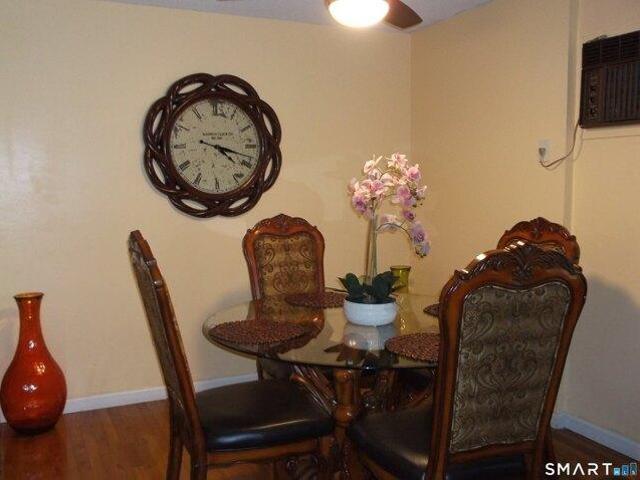 condo with 2 bedroom, New London CT ES105577446