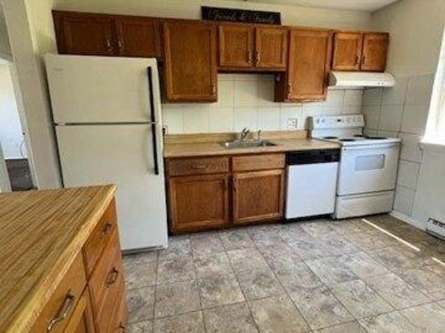 condo with 2 bedroom, New Milford CT ES105315324