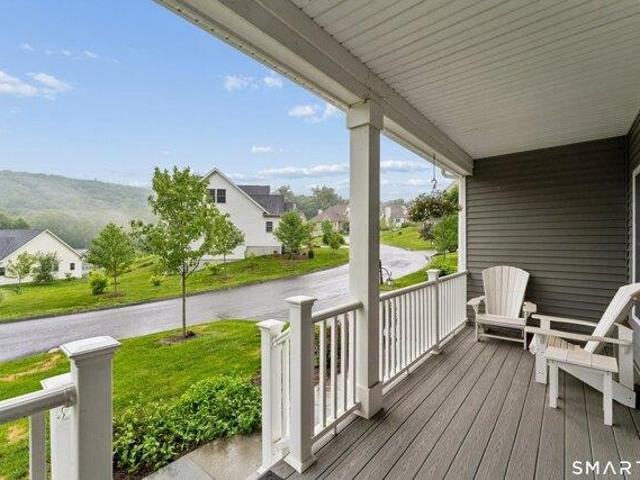 condo with 2 bedroom, New Milford CT ES105473728
