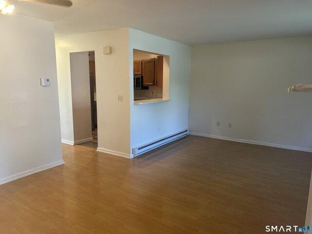 condo with 2 bedroom, New Milford CT ES105414480