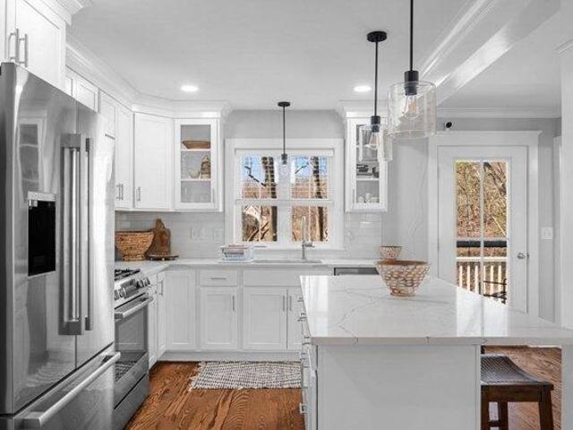 condo with 2 bedroom, Newburyport MA ES104235208