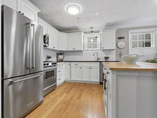 condo with 2 bedroom, Newburyport MA ES105386069