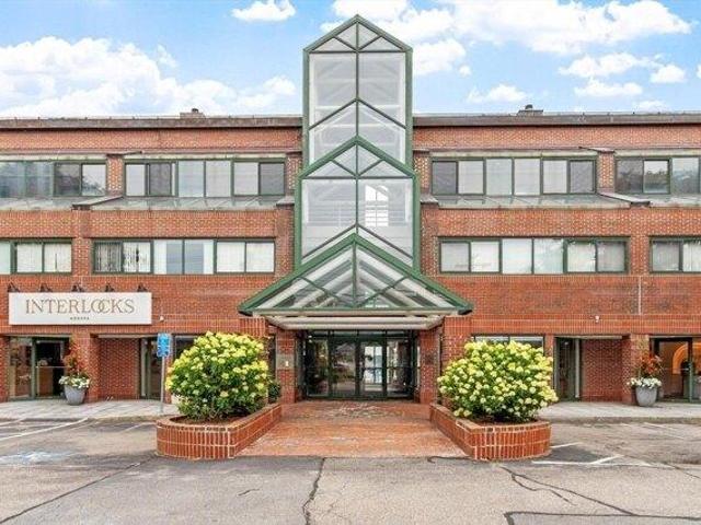 condo with 2 bedroom, Newburyport MA ES105440343