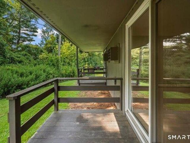 condo with 2 bedroom, Newington CT ES105511193
