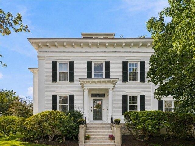condo with 2 bedroom, Newport RI ES105441835