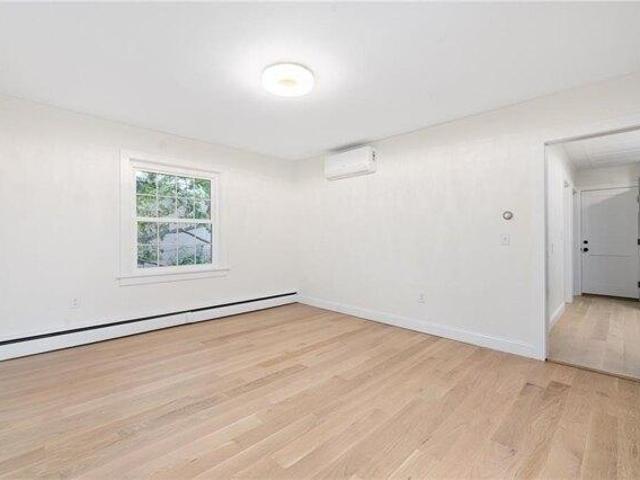 condo with 2 bedroom, Newport RI ES105442270