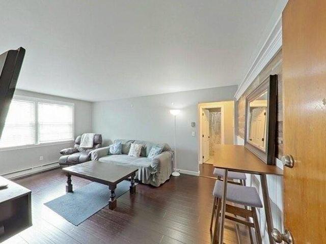 condo with 2 bedroom, Newport RI ES105611554