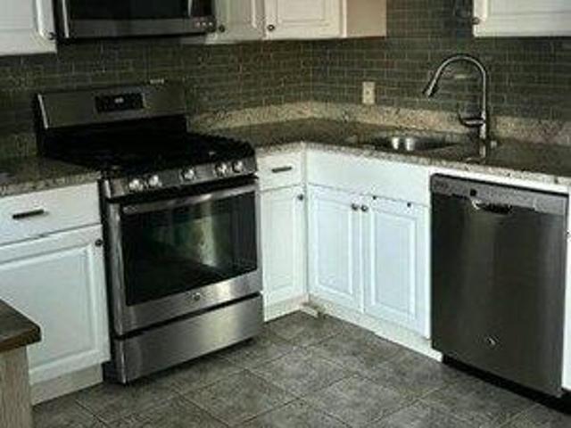 condo with 2 bedroom, North Andover MA ES104375028