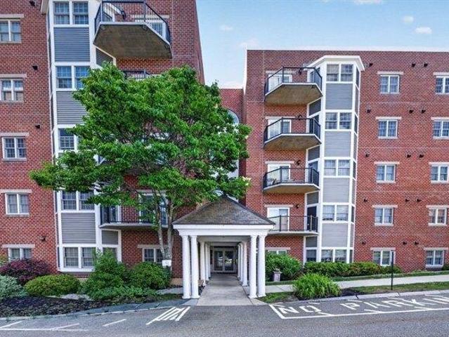 condo with 2 bedroom, North Andover MA ES104407659