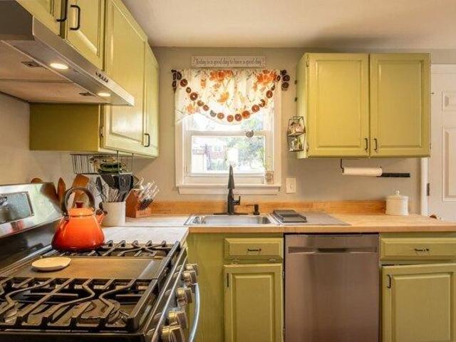 condo with 2 bedroom, North Andover MA ES105579160