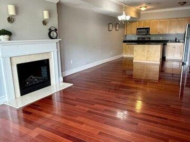 condo with 2 bedroom, North Attleboro MA ES105473723