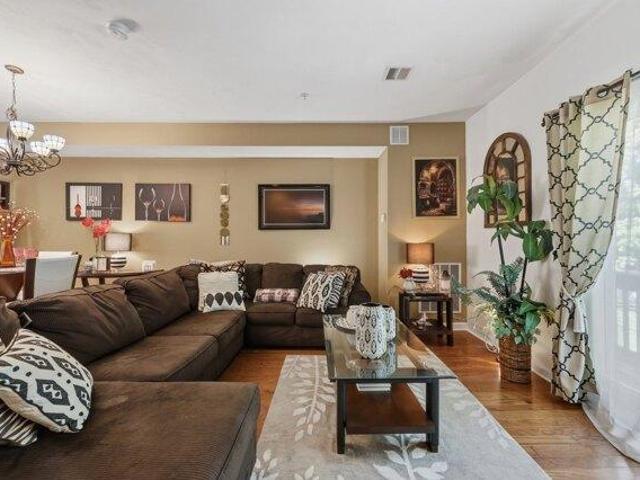 condo with 2 bedroom, North Attleboro MA ES105478658