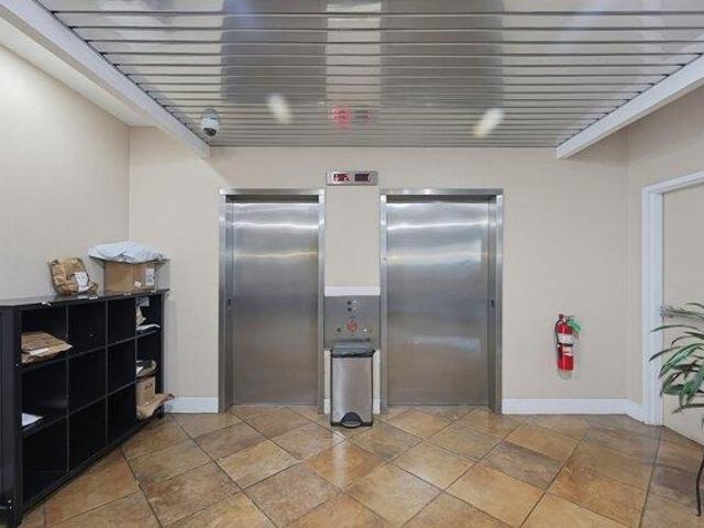 condo with 2 bedroom, North Attleboro MA ES105512043